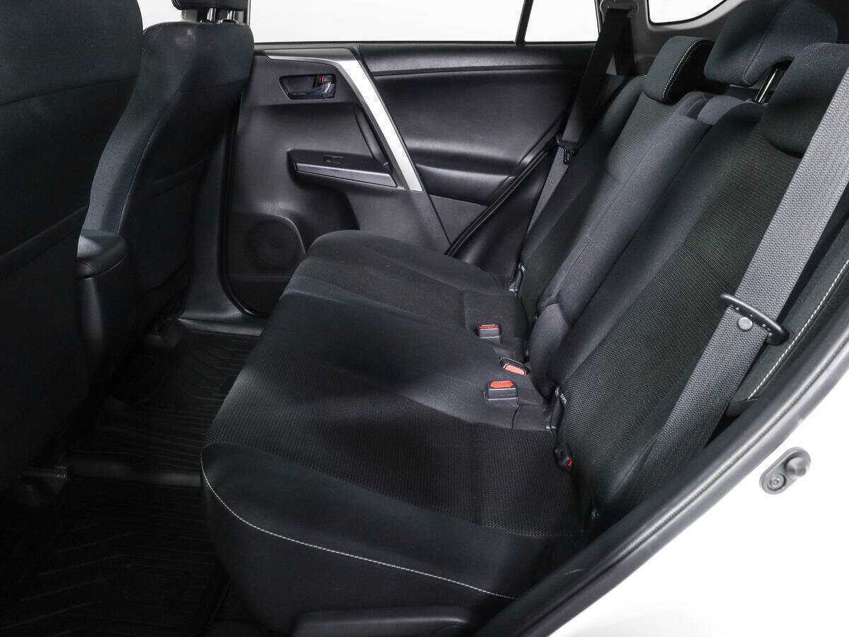 Toyota RAV4 б/у, 2015, Автоматическая. Фото: #9