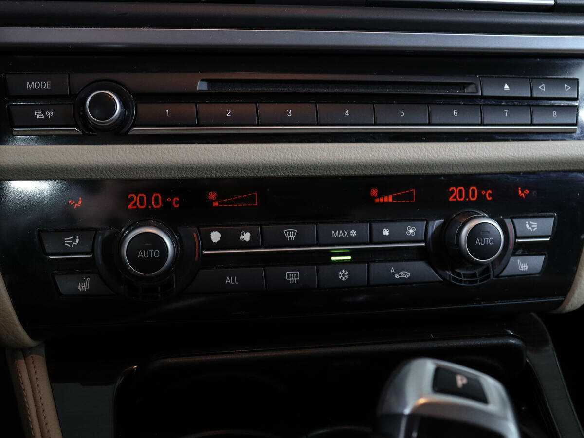 BMW 5 серии б/у, 2012, Автоматическая. Фото: #24