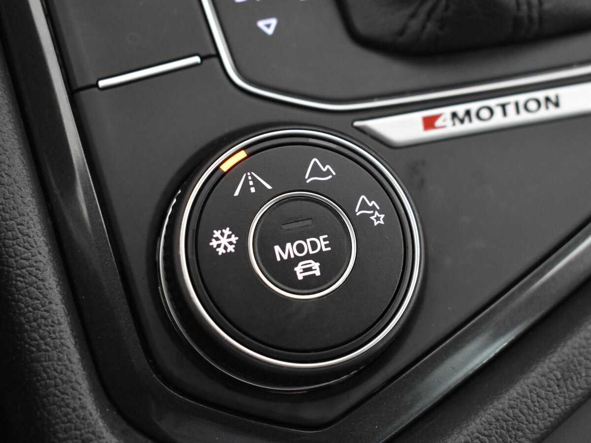 Volkswagen Tiguan б/у, 2017, Роботизированная. Фото: #13