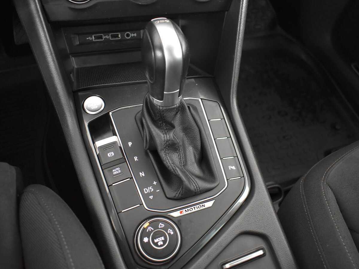 Volkswagen Tiguan б/у, 2017, Роботизированная. Фото: #14