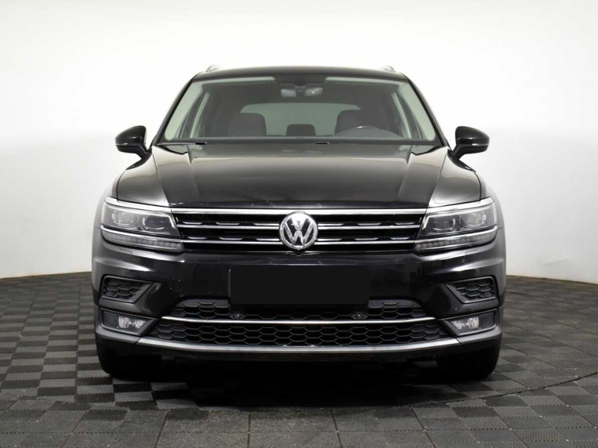Volkswagen Tiguan б/у, 2017, Роботизированная. Фото: #1