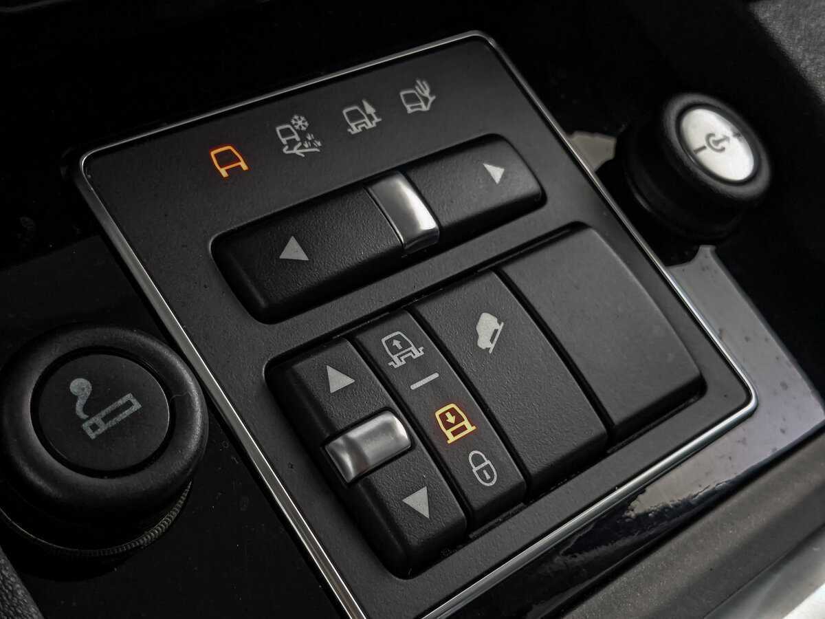 Land Rover Discovery б/у, 2014, Автоматическая. Фото: #21