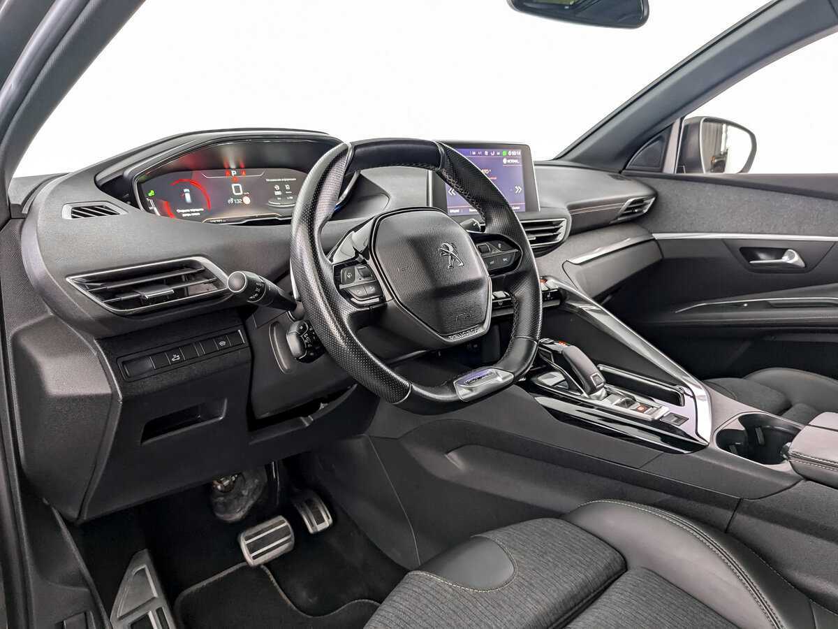 Peugeot 3008 б/у, 2018, Автоматическая. Фото: #13
