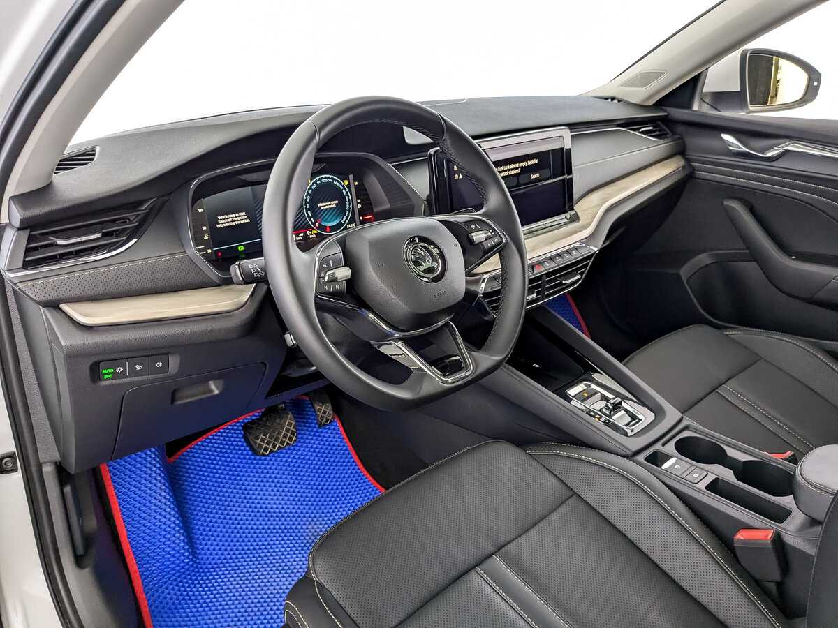 Skoda Octavia б/у, 2023, Роботизированная. Фото: #13