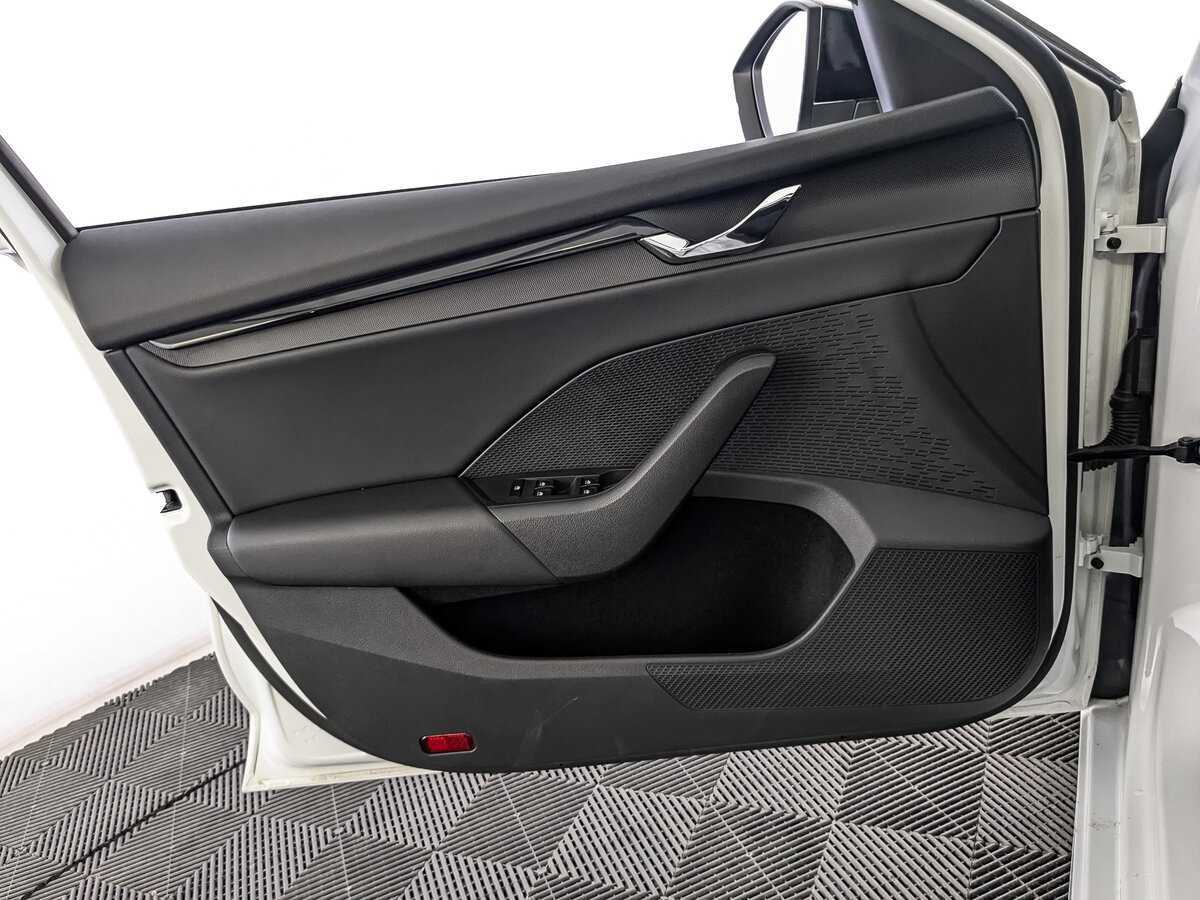 Skoda Octavia б/у, 2021, Автоматическая. Фото: #13