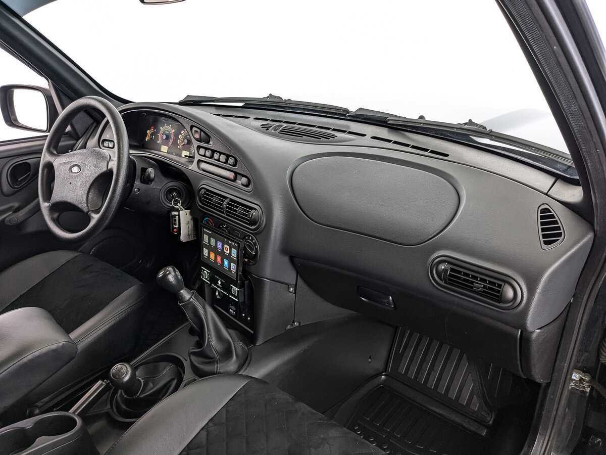 Lada (ВАЗ) Niva б/у, 2023, Механическая. Фото: #8