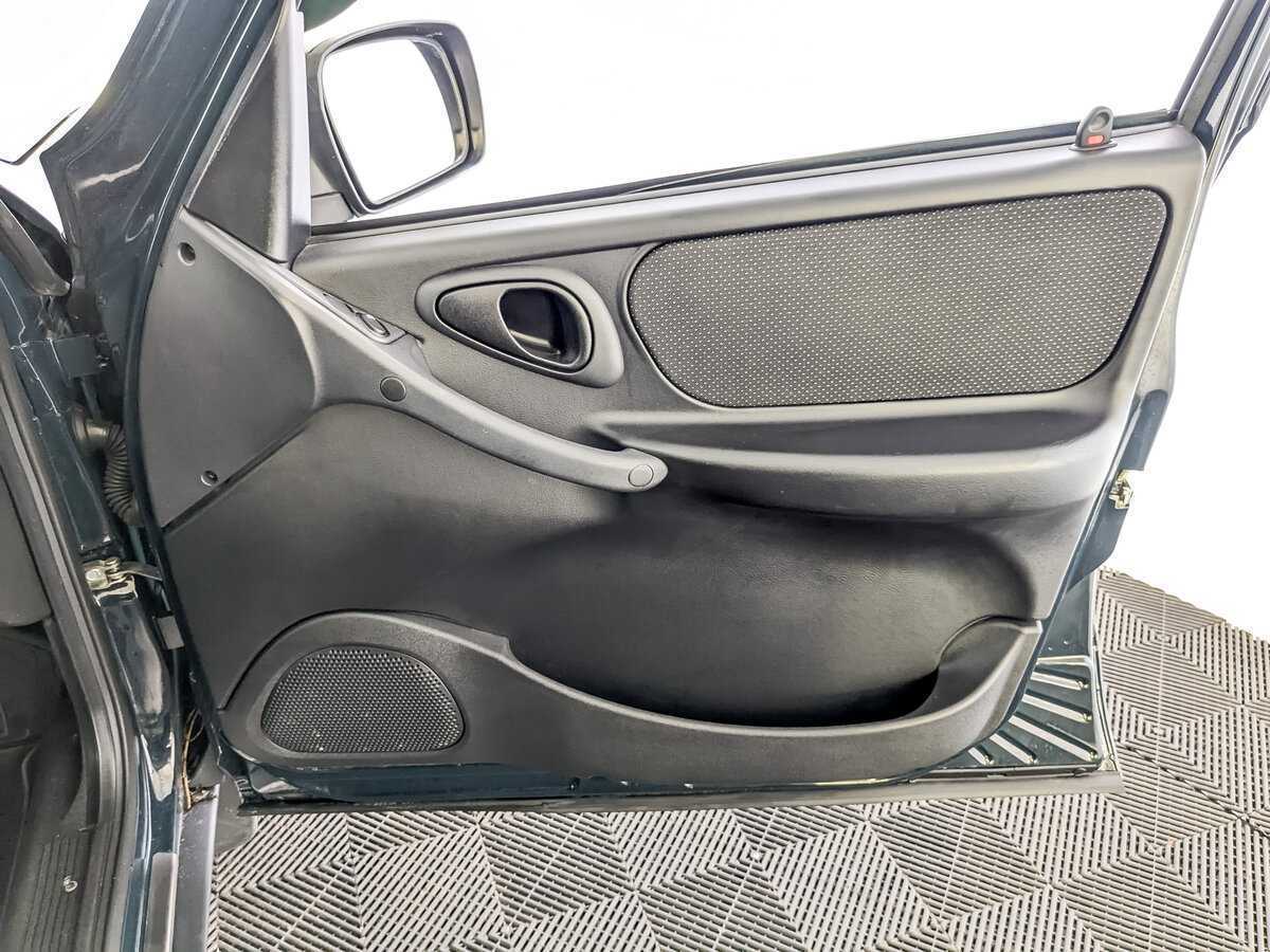 Lada (ВАЗ) Niva б/у, 2023, Механическая. Фото: #19