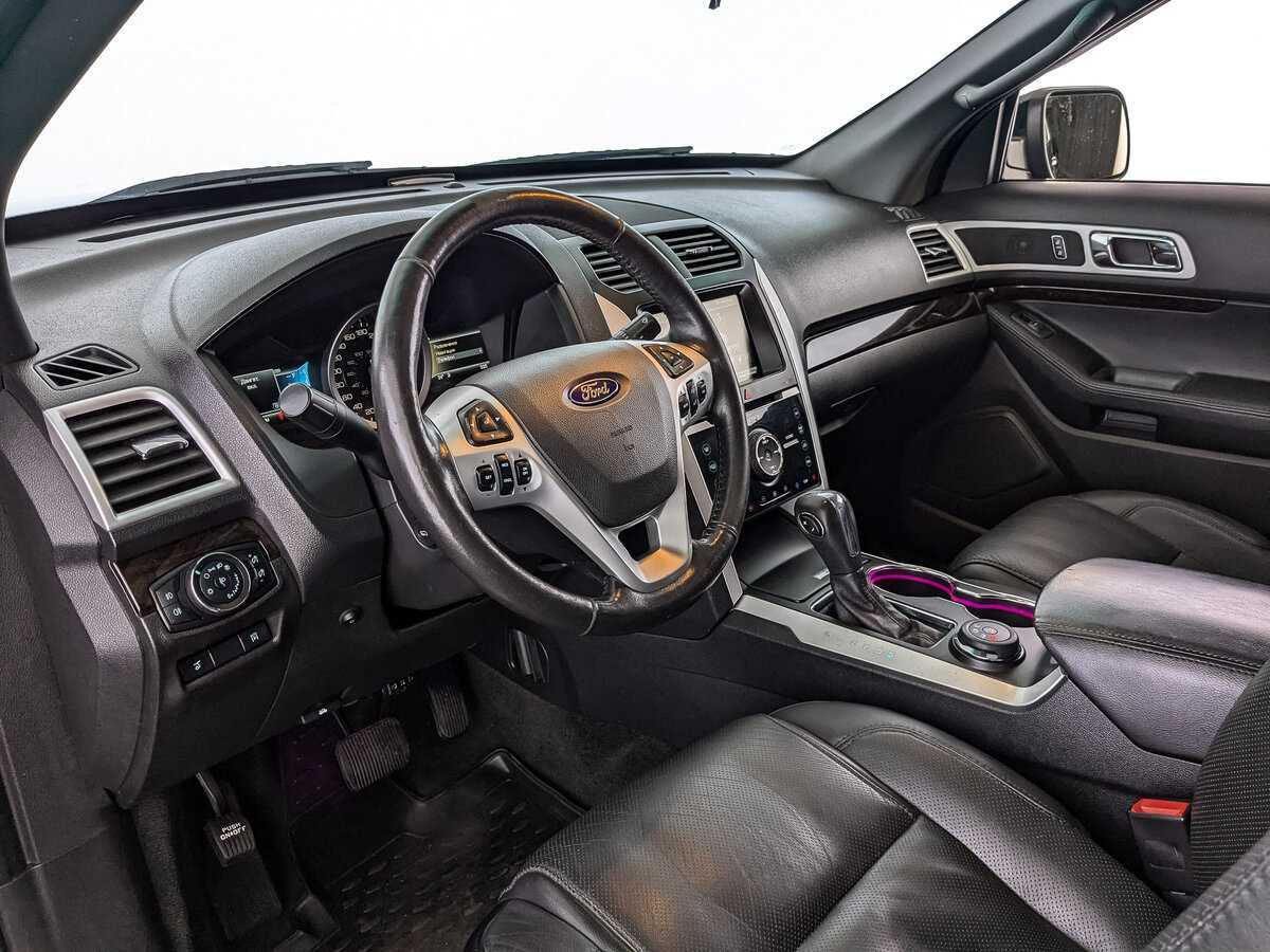 Ford Explorer б/у, 2015, Автоматическая. Фото: #10
