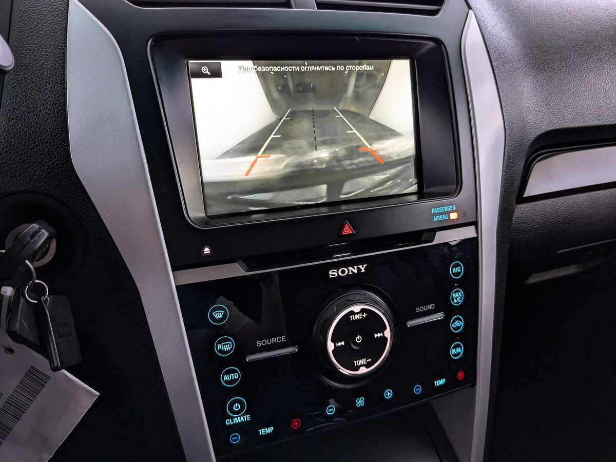 Ford Explorer б/у, 2015, Автоматическая. Фото: #21