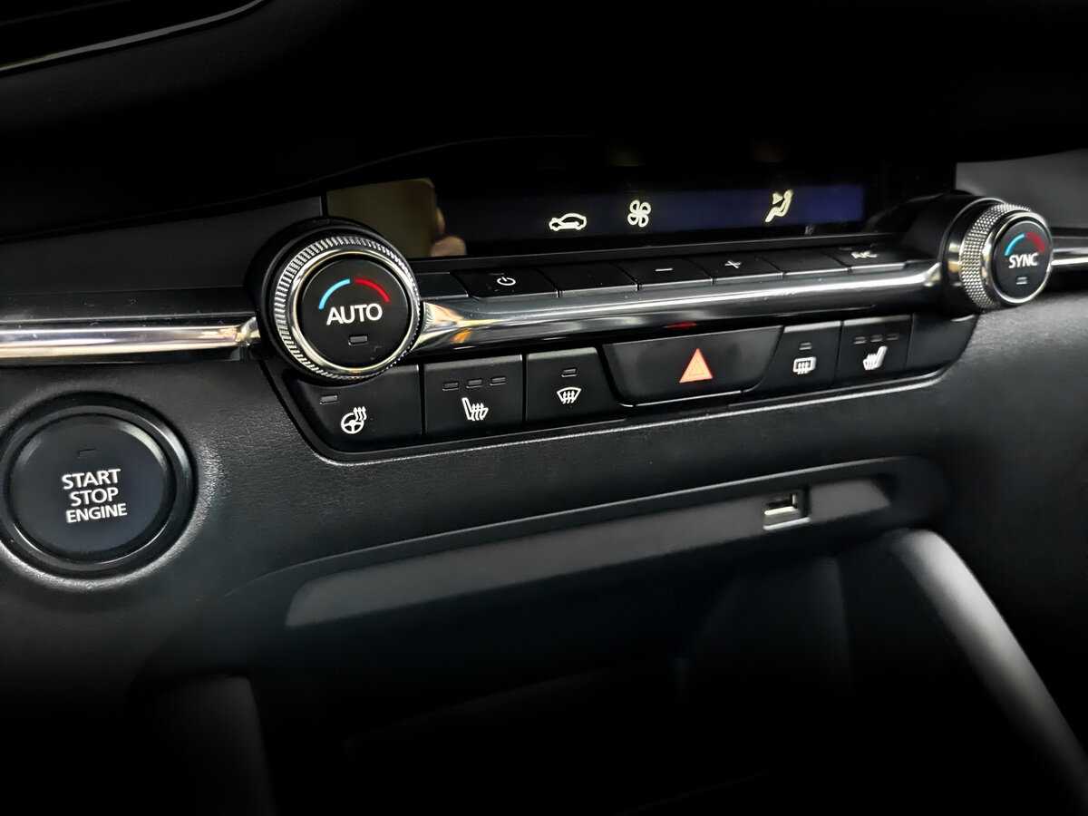 Mazda 3 б/у, 2019, Автоматическая. Фото: #19