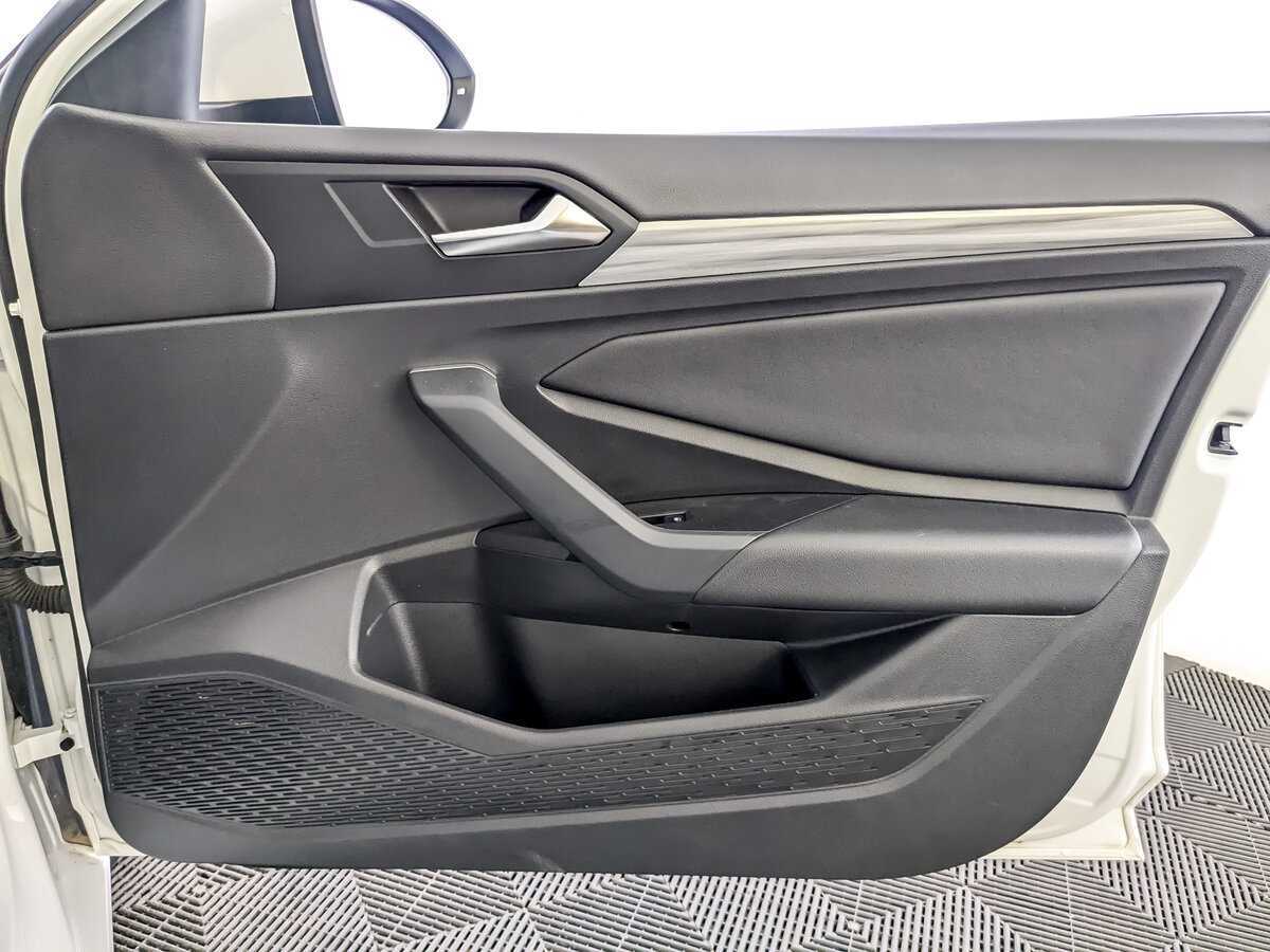 Volkswagen Jetta б/у, 2020, Автоматическая. Фото: #19