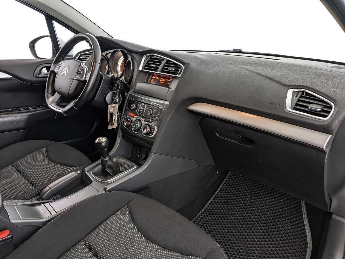 Citroen C4 б/у, 2014, Механическая. Фото: #8