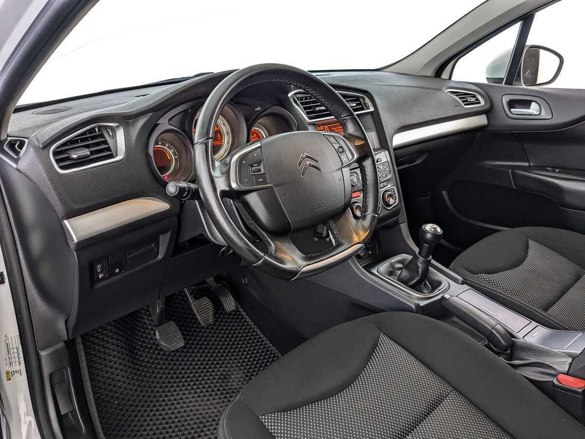 Citroen C4 б/у, 2014, Механическая. Фото: #10