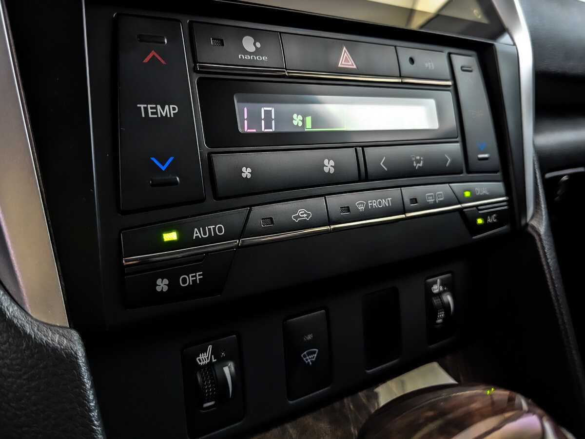 Toyota Camry б/у, 2016, Автоматическая. Фото: #21