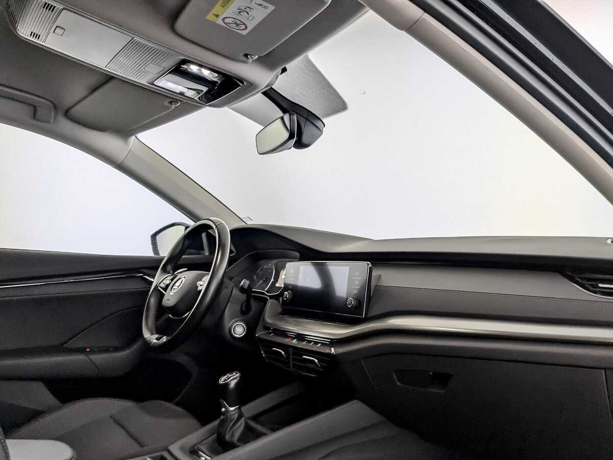 Skoda Octavia б/у, 2021, Механическая. Фото: #8