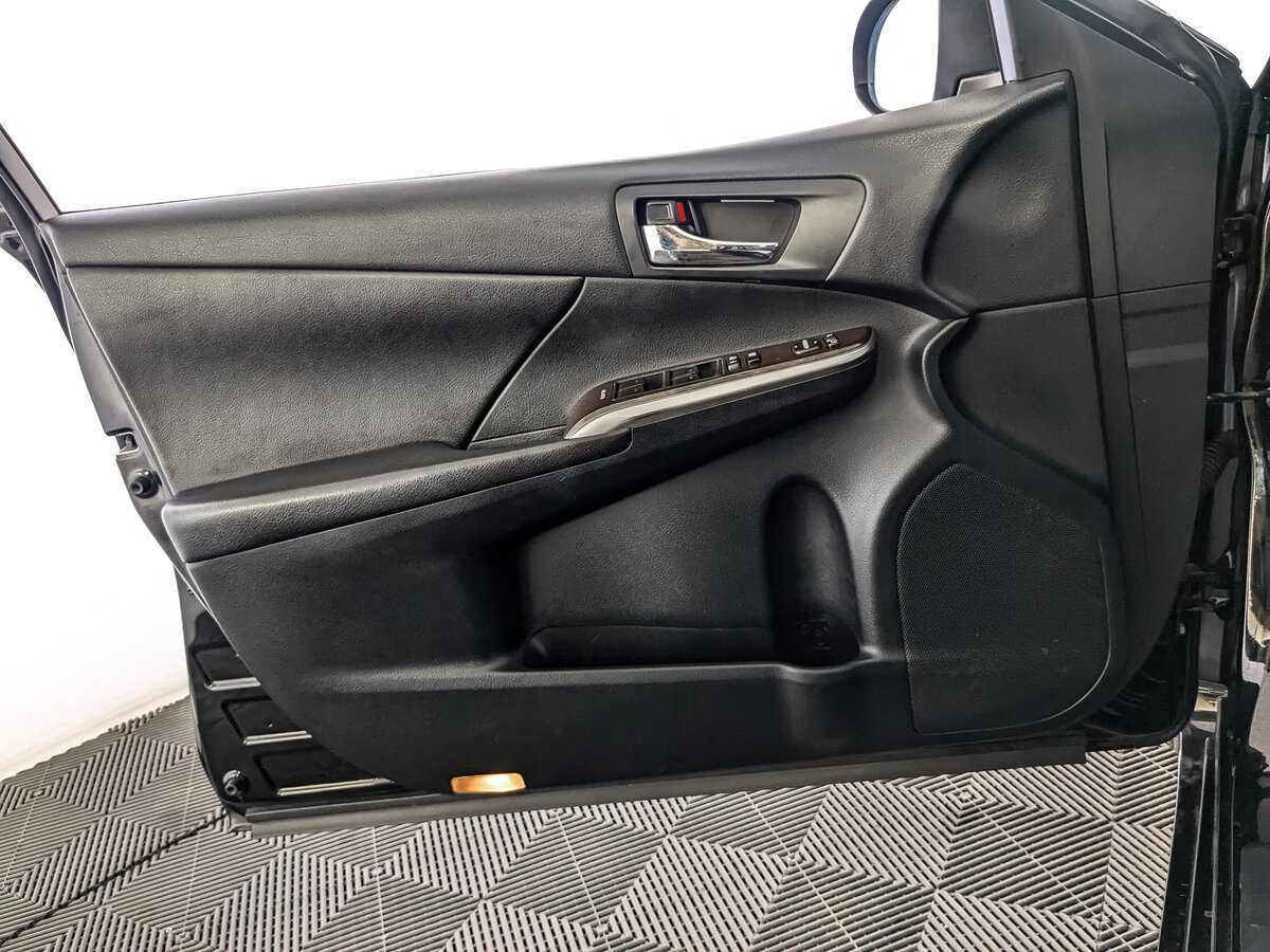 Toyota Camry б/у, 2017, Автоматическая. Фото: #14