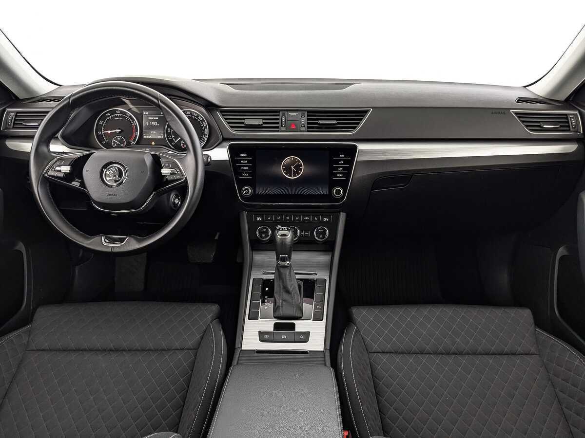 Skoda Superb б/у, 2021, Роботизированная. Фото: #9