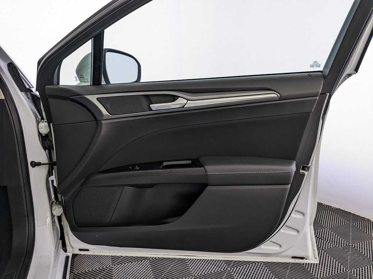 Ford Mondeo б/у, 2016, Автоматическая. Фото: #18