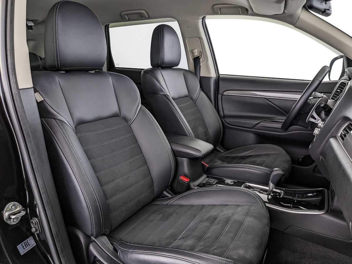 Mitsubishi Outlander б/у, 2022, Вариатор. Фото: #19
