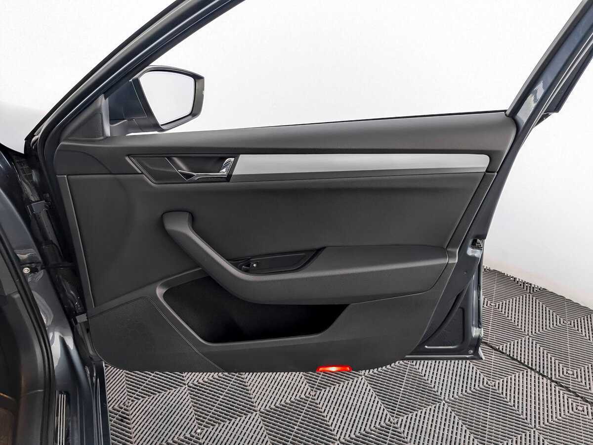 Skoda Superb б/у, 2019, Роботизированная. Фото: #19