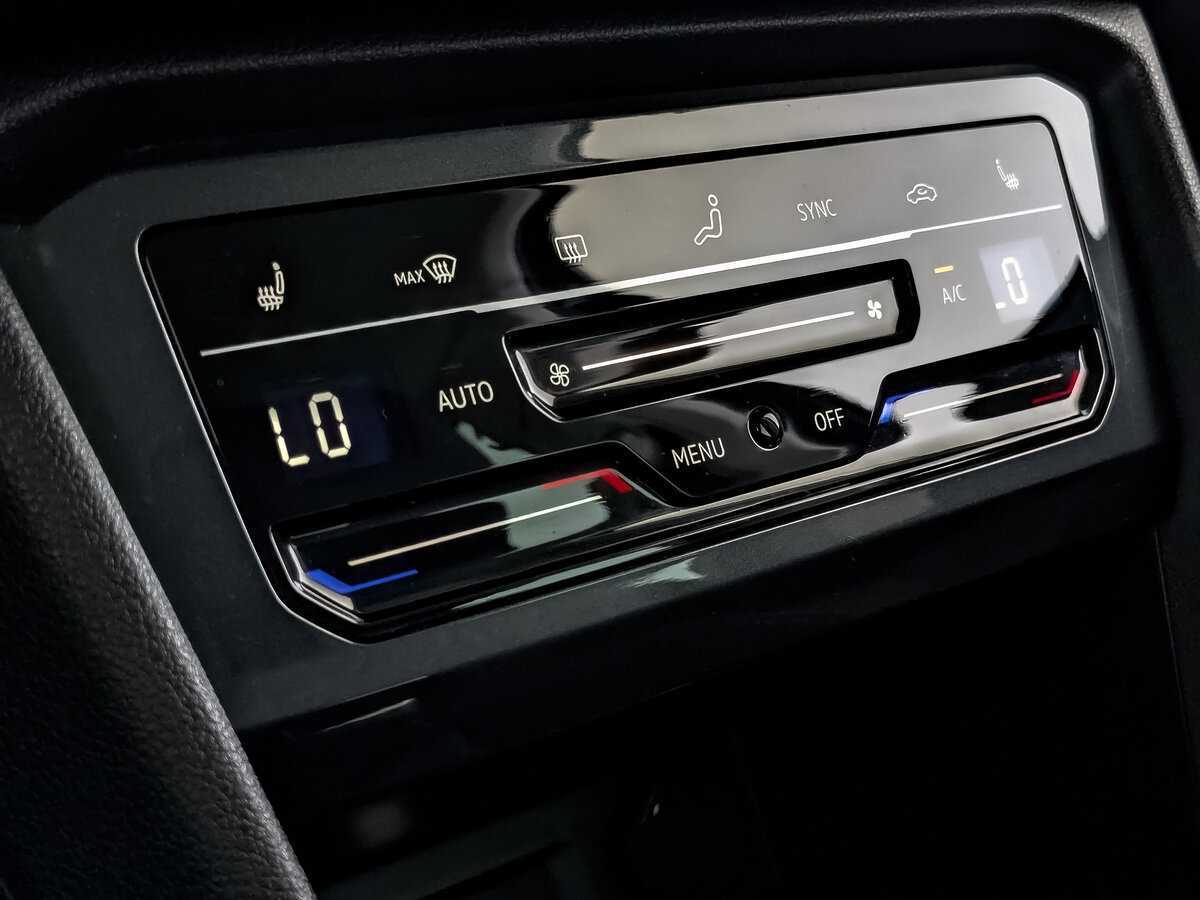 Volkswagen Tiguan б/у, 2021, Роботизированная. Фото: #19