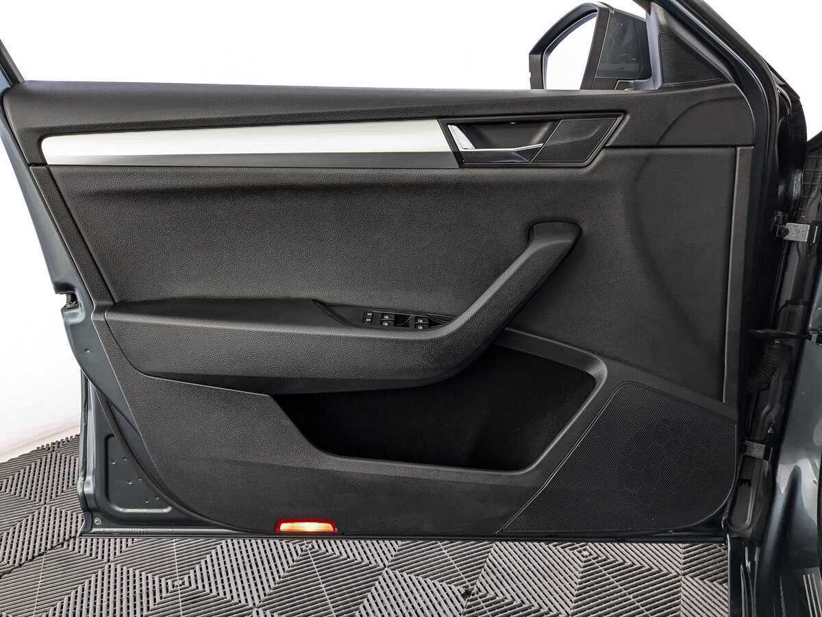 Skoda Superb б/у, 2018, Роботизированная. Фото: #14