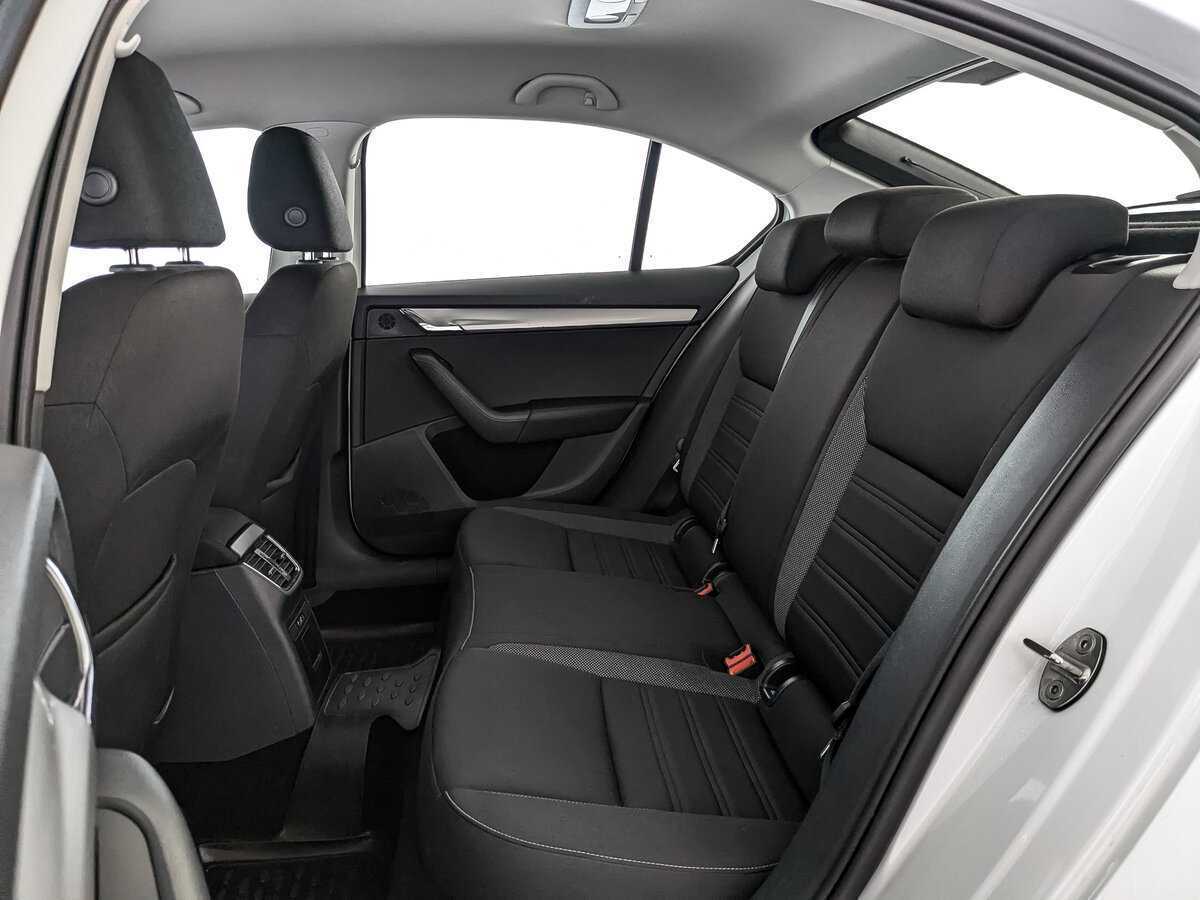 Skoda Octavia б/у, 2020, Роботизированная. Фото: #13