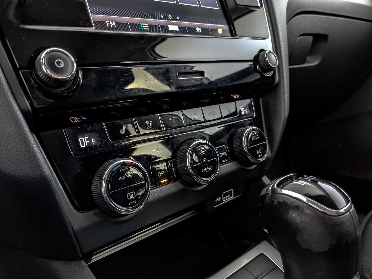 Skoda Octavia б/у, 2020, Роботизированная. Фото: #16