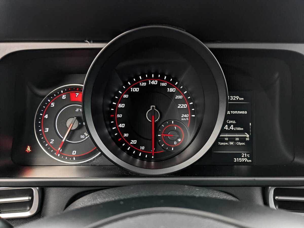 Hyundai Elantra б/у, 2021, Автоматическая. Фото: #11