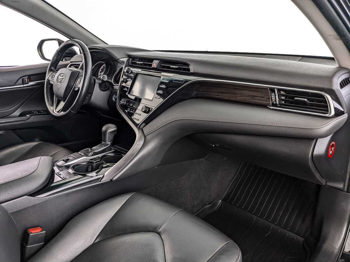 Toyota Camry б/у, 2019, Автоматическая. Фото: #8