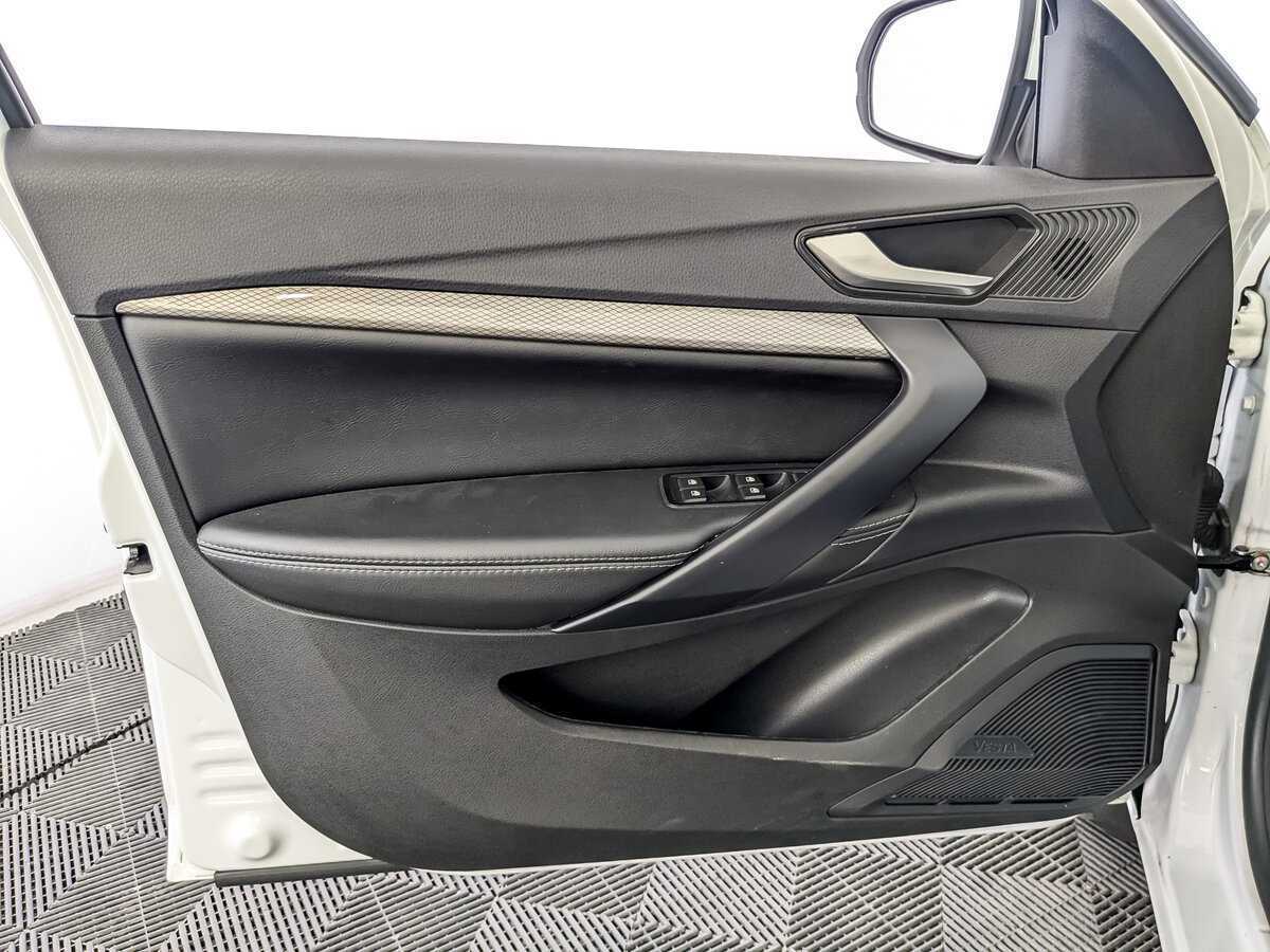 Lada (ВАЗ) Vesta б/у, 2023, Механическая. Фото: #13