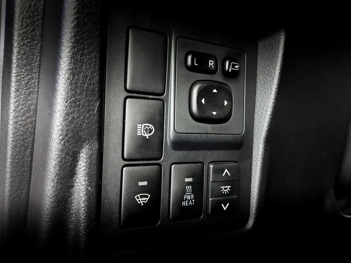 Toyota Land Cruiser Prado б/у, 2012, Автоматическая. Фото: #20