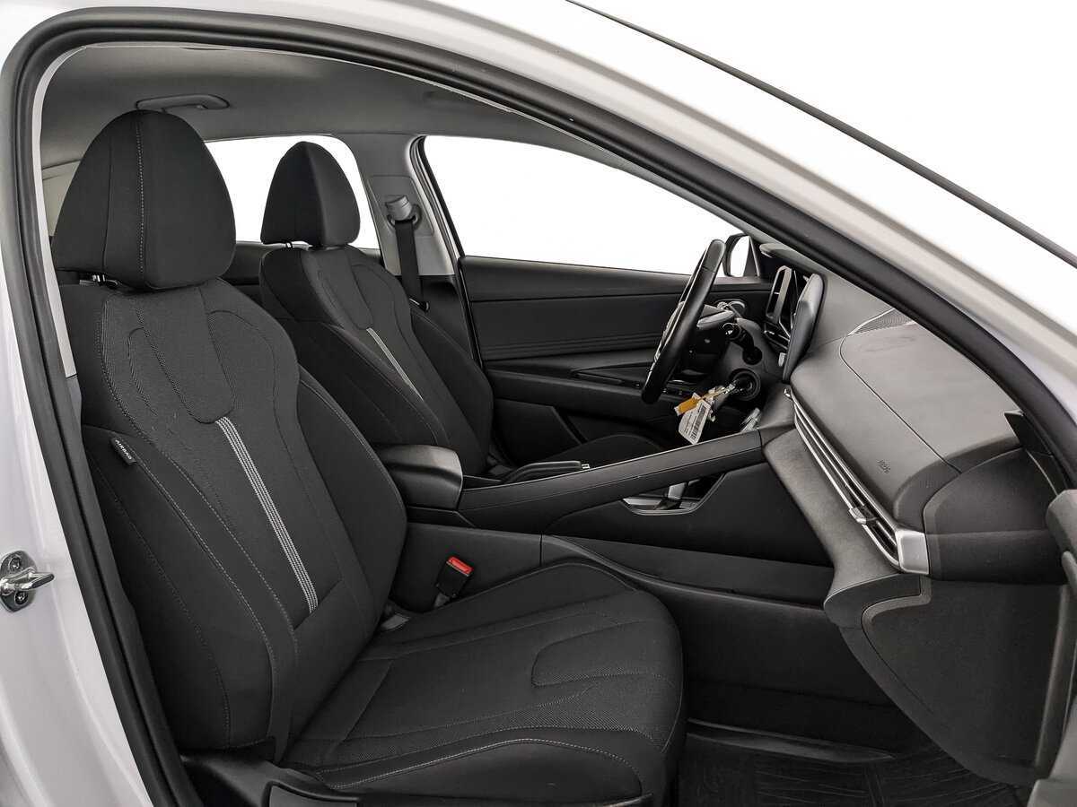 Hyundai Elantra б/у, 2021, Автоматическая. Фото: #19
