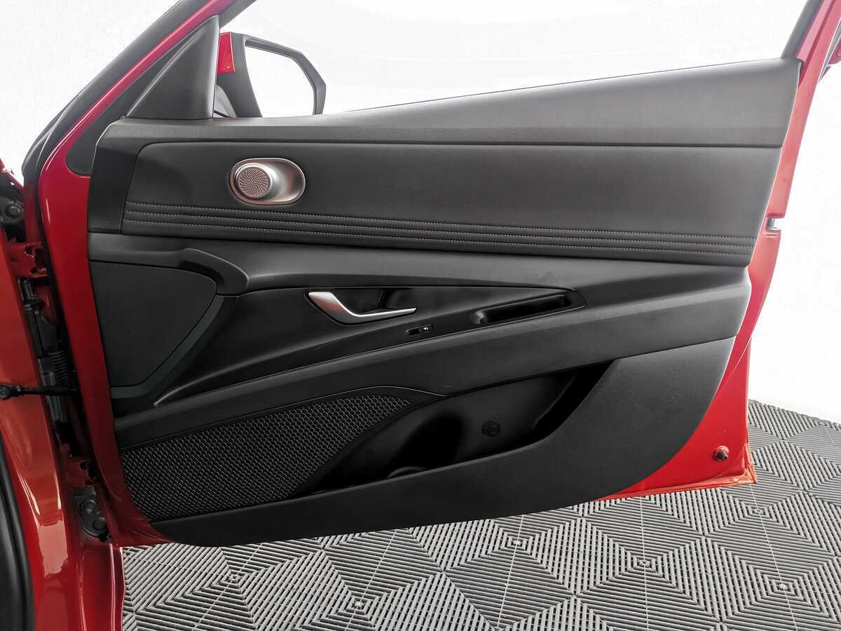 Hyundai Elantra б/у, 2021, Автоматическая. Фото: #17