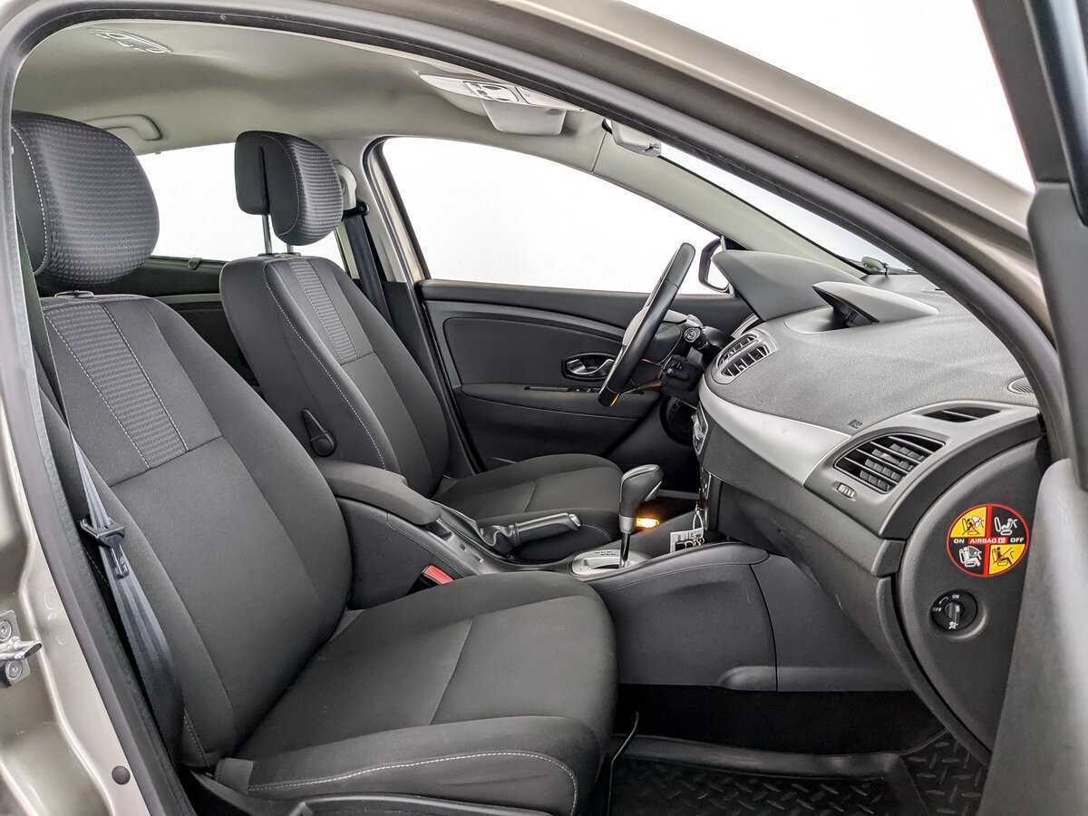 Renault Fluence б/у, 2012, Автоматическая. Фото: #18