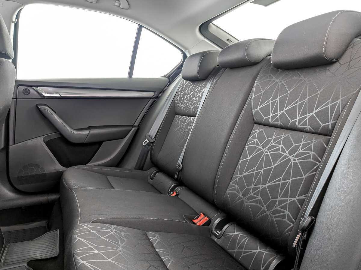 Skoda Octavia б/у, 2019, Роботизированная. Фото: #9