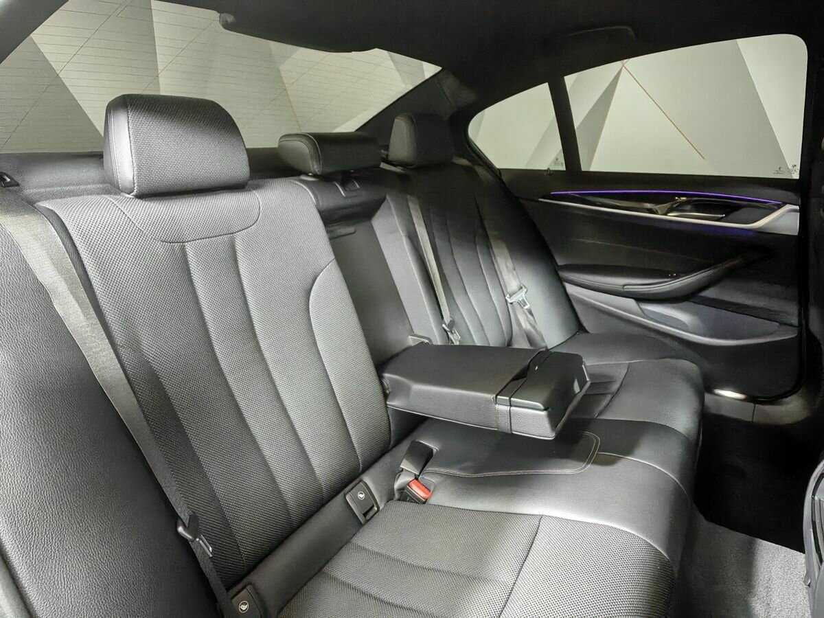 BMW 5 серии б/у, 2017, Автоматическая. Фото: #10