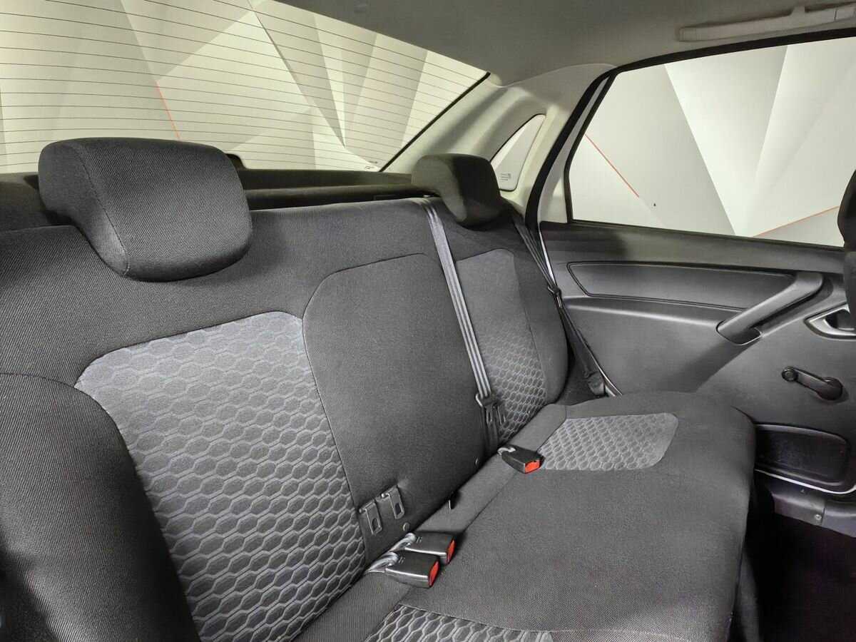 Lada (ВАЗ) Granta б/у, 2023, Механическая. Фото: #10