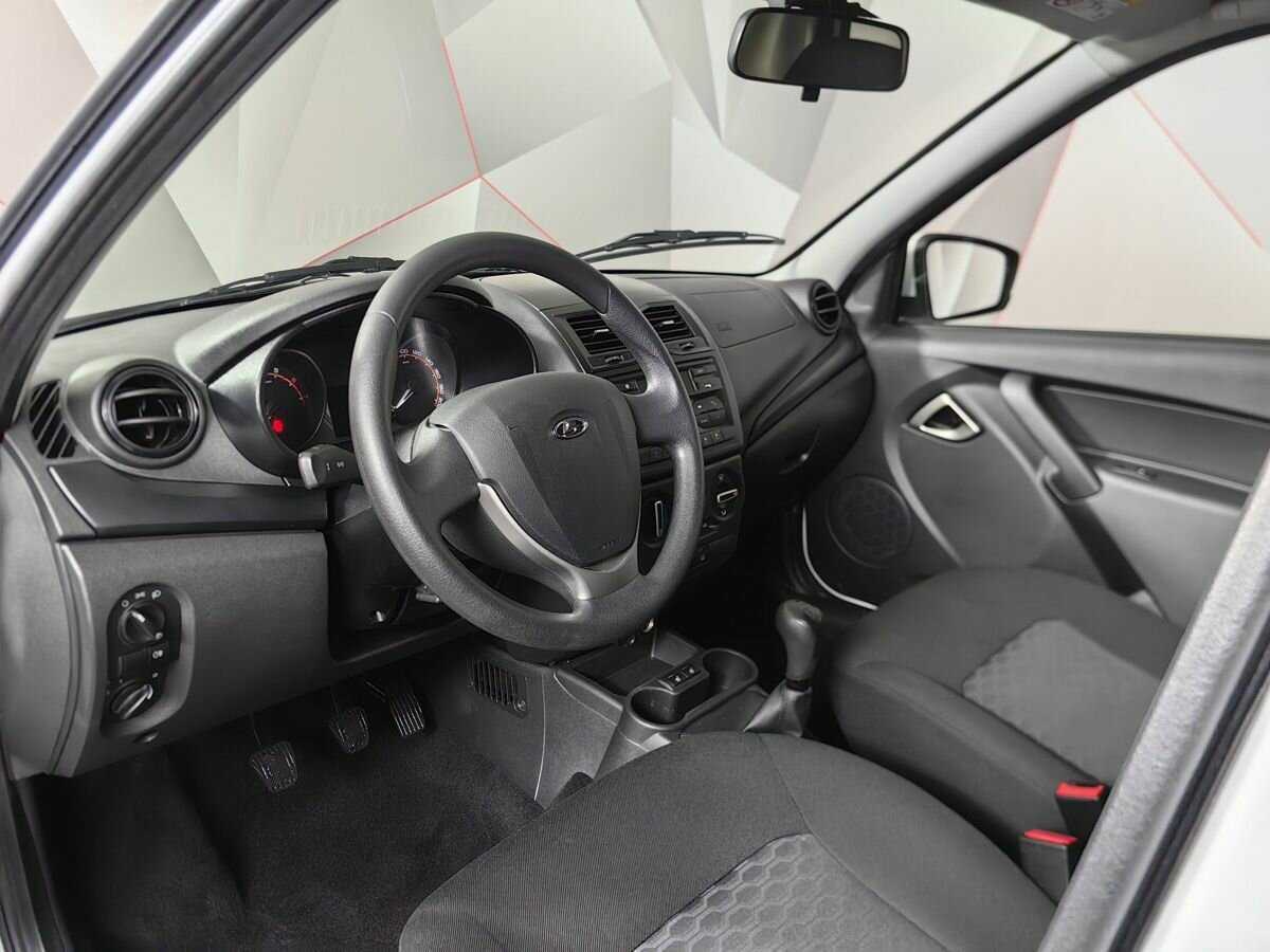 Lada (ВАЗ) Granta б/у, 2023, Механическая. Фото: #11