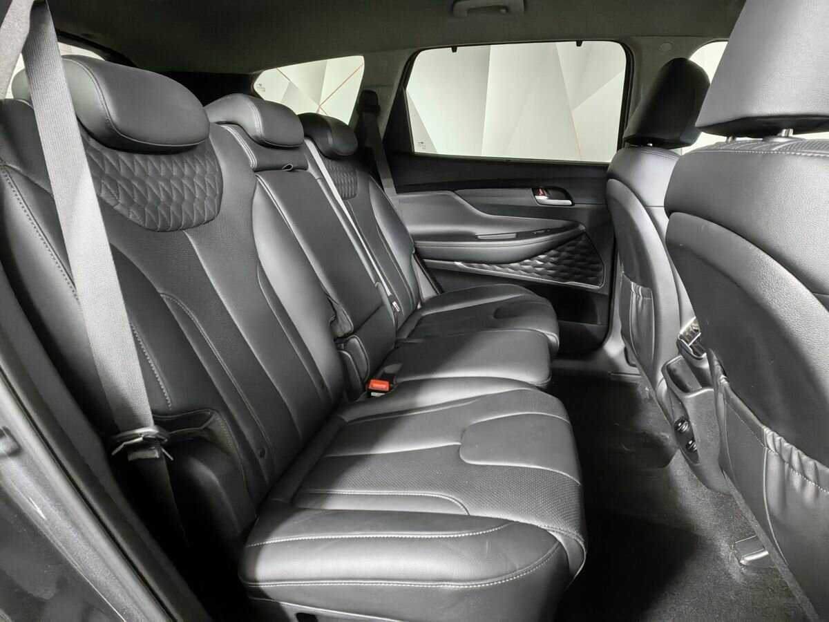 Hyundai Santa Fe б/у, 2018, Автоматическая. Фото: #11