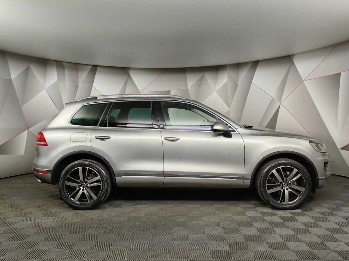 Volkswagen Touareg б/у, 2017, Автоматическая. Фото: #5