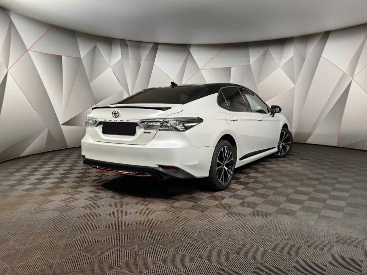 Toyota Camry б/у, 2020, Автоматическая. Фото: #1