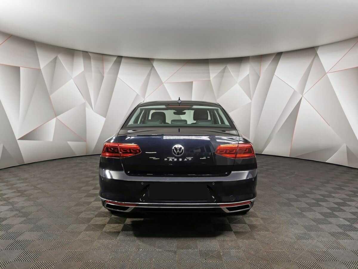 Volkswagen Passat б/у, 2021, Роботизированная. Фото: #6