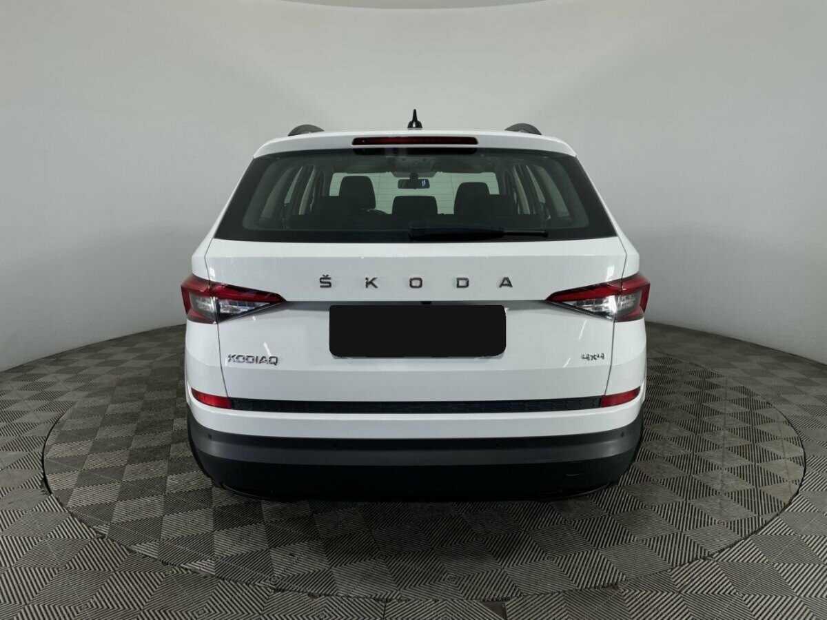 Skoda Kodiaq б/у, 2021, Механическая. Фото: #2