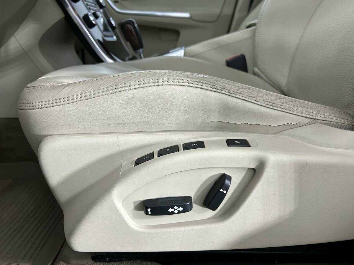 Volvo XC60 б/у, 2012, Автоматическая. Фото: #9