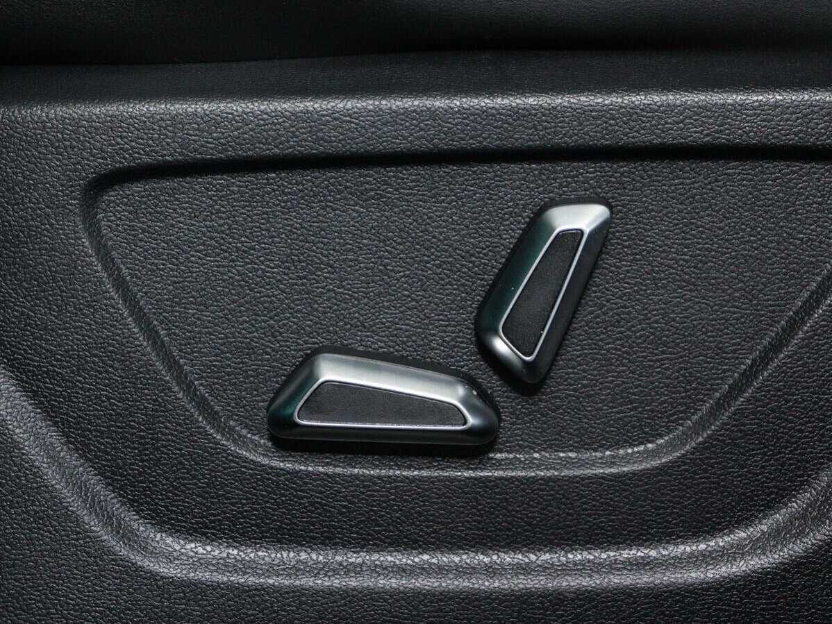 Geely Coolray б/у, 2023, Роботизированная. Фото: #12