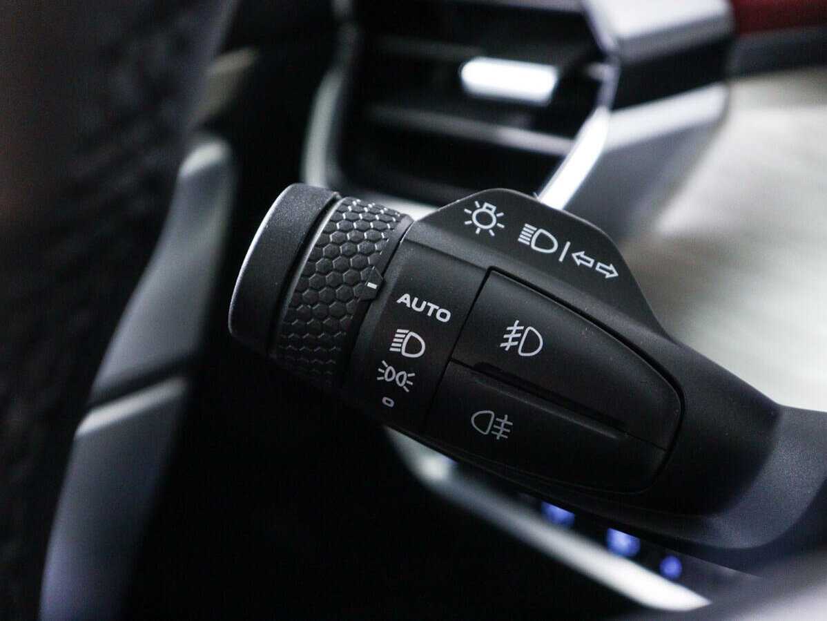 Geely Coolray б/у, 2023, Роботизированная. Фото: #19