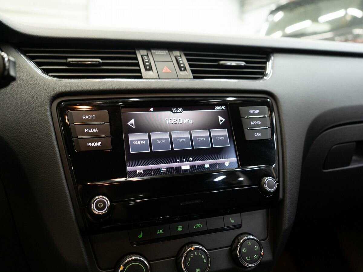 Skoda Octavia б/у, 2018, Роботизированная. Фото: #11