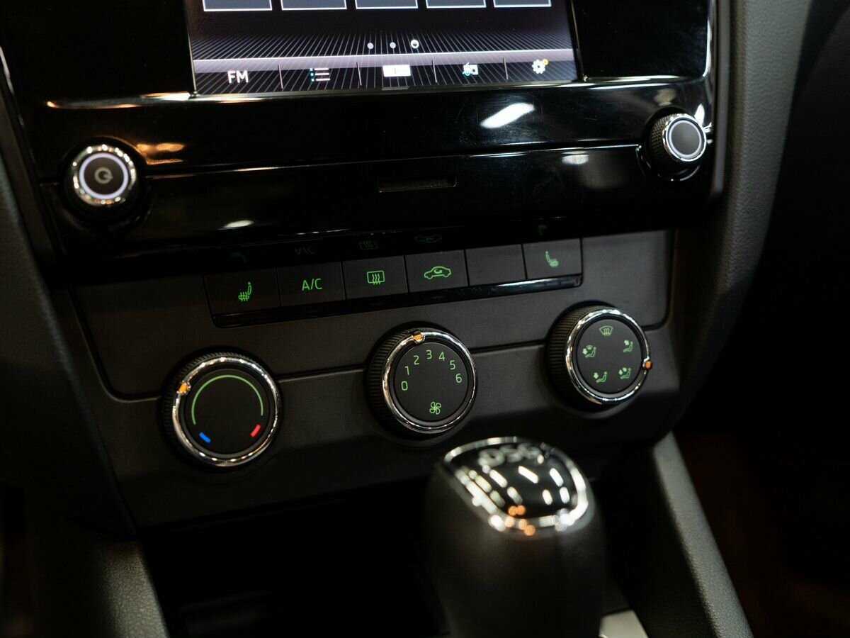 Skoda Octavia б/у, 2018, Роботизированная. Фото: #12