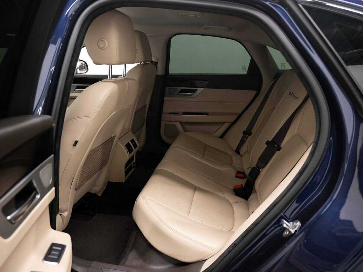 Jaguar XF б/у, 2017, Автоматическая. Фото: #10